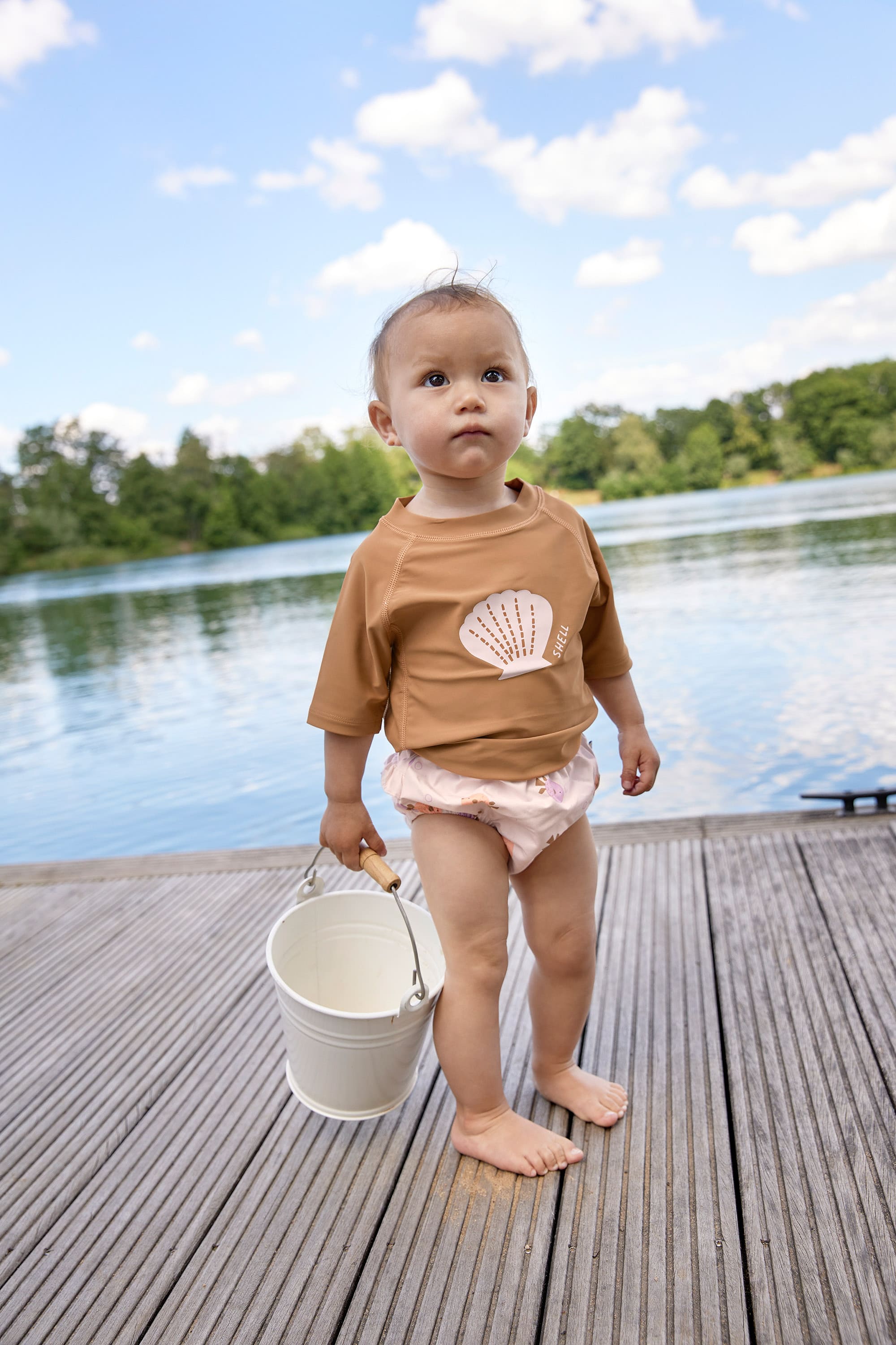 Mädchen mit Schwimmwindel "Fish" in hellrosa von Lässig