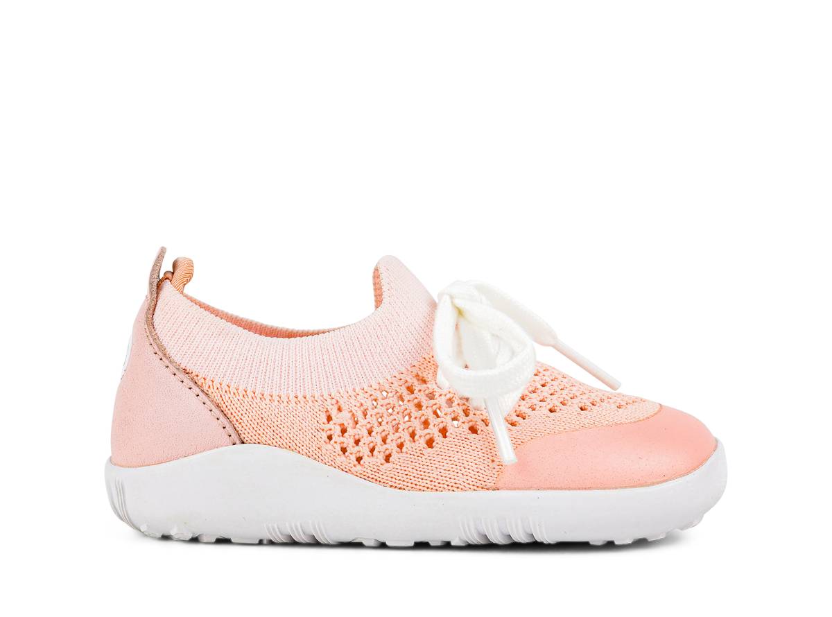 Bobux-PlayKnit-DuskVanilla-seitlich Bobux Step up Play Knit in rosé mit verstärkter Zehenkappe