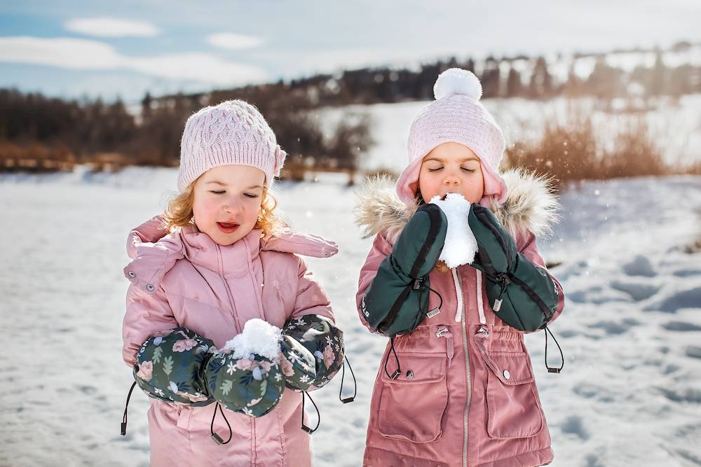 Unbeschwerter Winterspass mit Stonz Kids Mittens "Woodland"