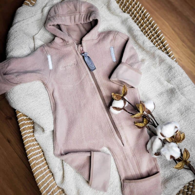 hoppediz-fleece-overall-rosenquarz-1 Hoppediz Fleece-Overall "Rosenquarz" aus Bio-Baumwolle