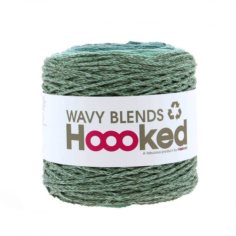 Hoooked Wavy Blends Bobbel in Dried Herb, Emerald und Early Dew