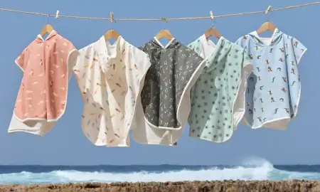 Badeponchos + Bademäntel