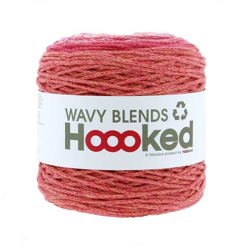 Hoooked Wavy Blends Bobbel in Iced Apricot, Sweet Pink und Bubblegum