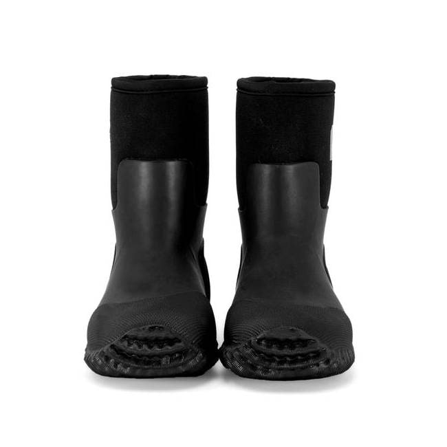 Stonz-West-Boot-Schwarz-Front Stonz West Boots Neoprenstiefel von Vorne