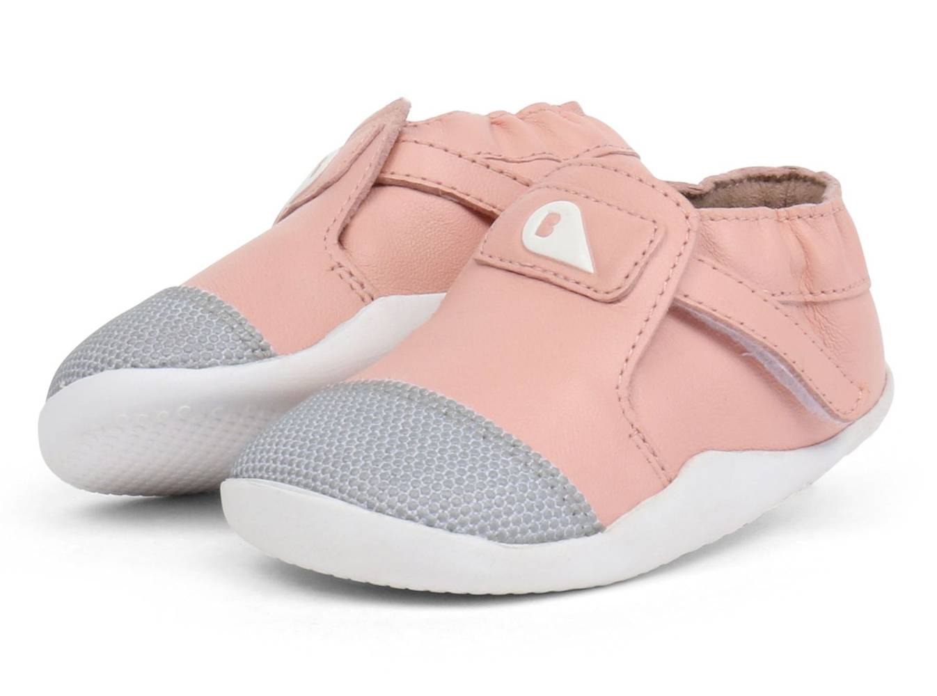 Blush-White18_front bobux Lauflernschuhe in rosé mit weicher EVA-Sohle