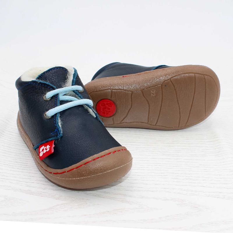 Pololo-Kinderschuhe_Juan-gefuttert-blau_Front-Sohle Mit flexibler, leichter Sohle: Pololo "Juan" mit Wollfutter in Blau
