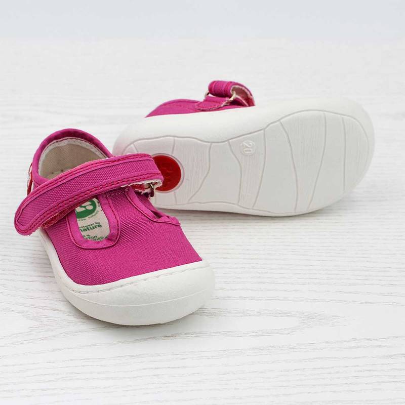 Pololo-Arena-Pink-Sohle Mit flexibler, strapazierfähiger Sohle: Pololo Sommerschuh Arena Pink
