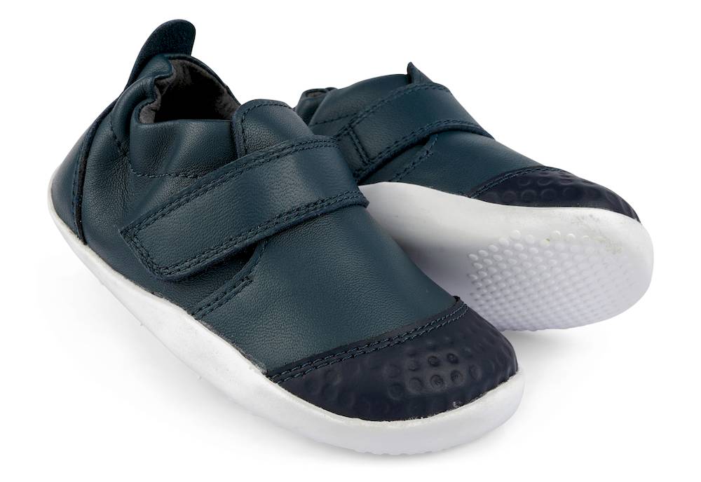 NavyGo_Paar Bobux Xplorer Go Navy federleichte Lauflernschuhe