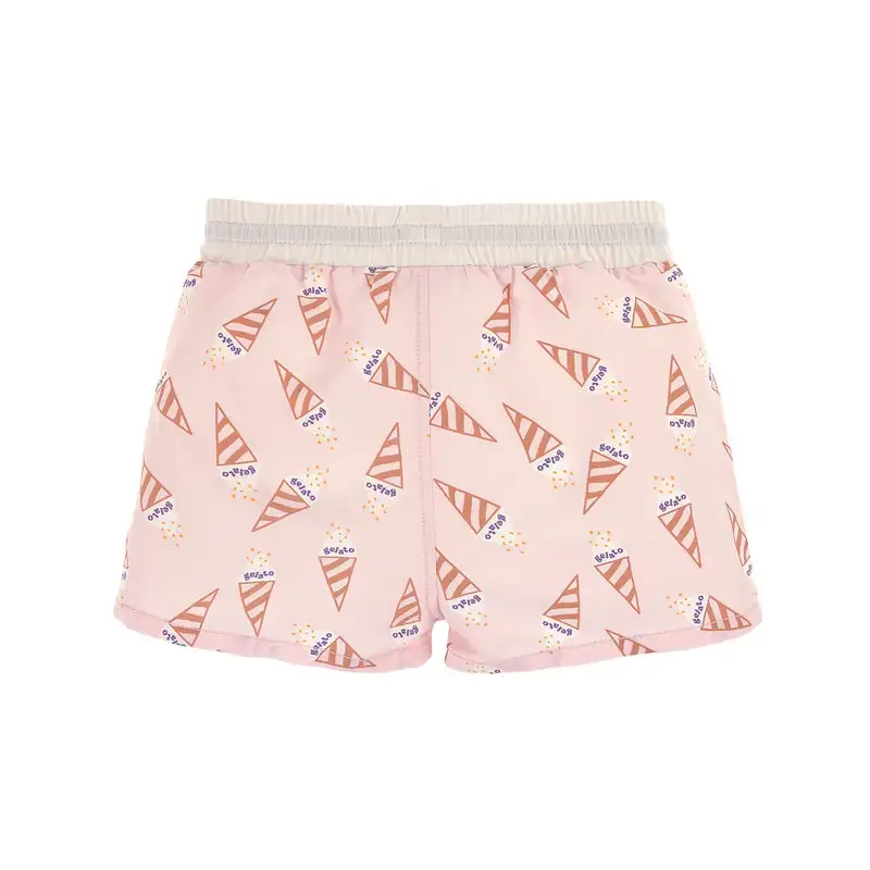 Rückseite der Lässig Mädchen Badehosenn in rosé mit vielen Eistüten und cremefarbenem breiten Gummizug.